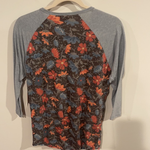 Lularoe Randy baseball t top size medium - Picture 2 of 4